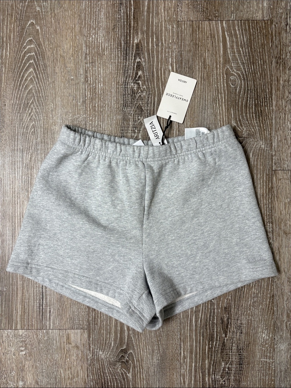 Aritzia Sweatfleece Shorts
